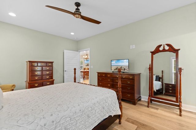 1809 24th Ave. N, North Myrtle Beach, SC 29582