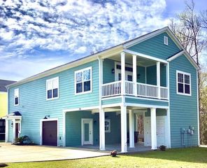 1809 24th Ave. N, North Myrtle Beach, SC 29582