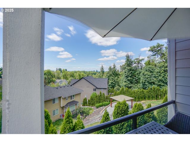 1904 Nw MARYLAND St, Camas, WA 98607