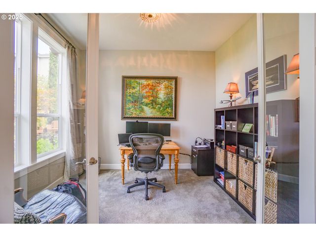 1904 Nw MARYLAND St, Camas, WA 98607