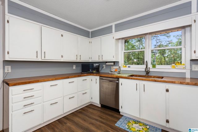 2202 HATHAWAY HEIGHTS ROAD, Anniston, AL 36207