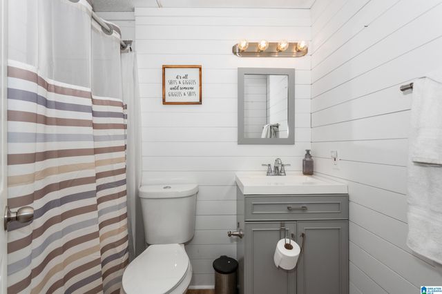 2202 HATHAWAY HEIGHTS ROAD, Anniston, AL 36207