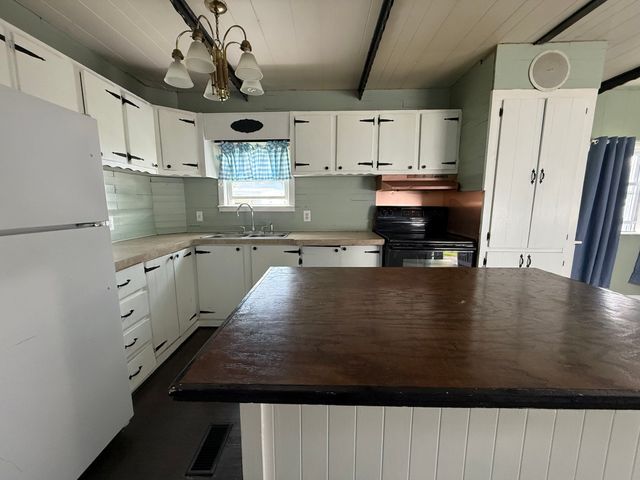 136 Morocco Ave 136, Chelmsford, MA 01824