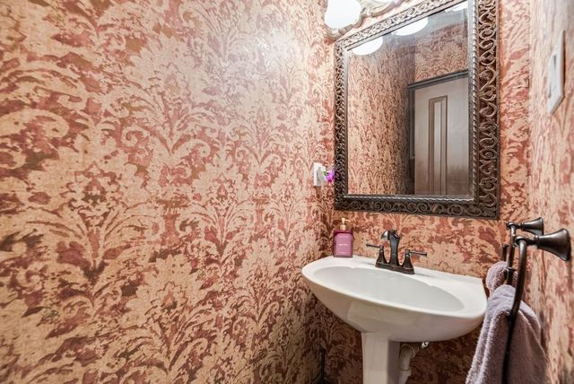 4020 Stonehollow Way, Dallas, TX 75287