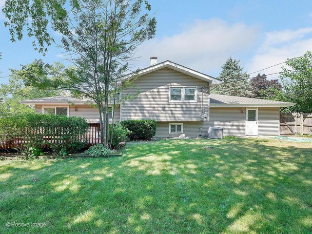 5735 Virginia Avenue, Clarendon Hills, IL 60514