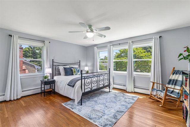 71 Primrose Hill Road, Barrington, RI 02806