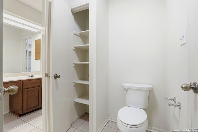 7738 Chambers Rd Apt 907, San Antonio, TX 78229