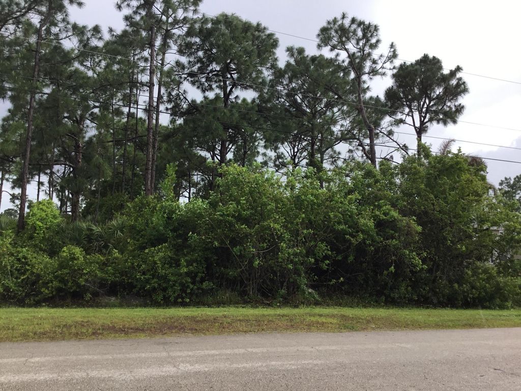 5925 NW Hann Drive, Port St. Lucie, Port St Lucie, FL 34986