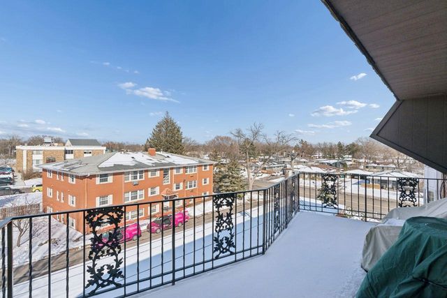 6300 Xerxes Avenue S 44, Edina, MN 55423