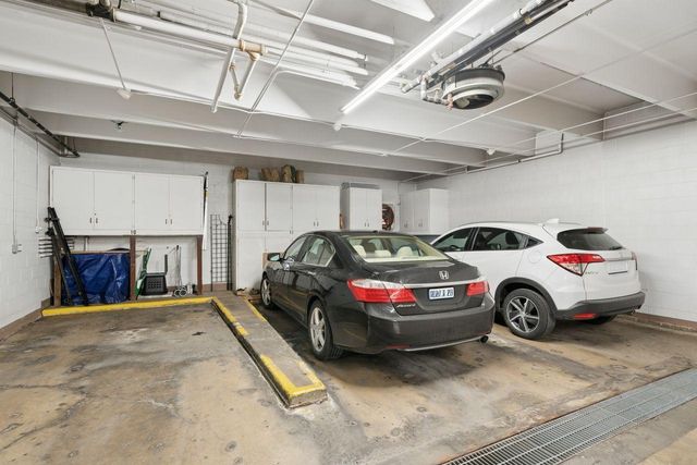 6300 Xerxes Avenue S 44, Edina, MN 55423