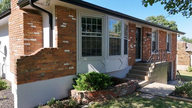 14660 Cobblestone Drive, Platte City, MO 64079