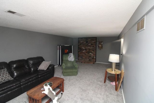 14660 Cobblestone Drive, Platte City, MO 64079