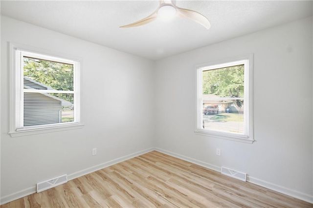 713 SW Williams Street, Lee's Summit, MO 64081