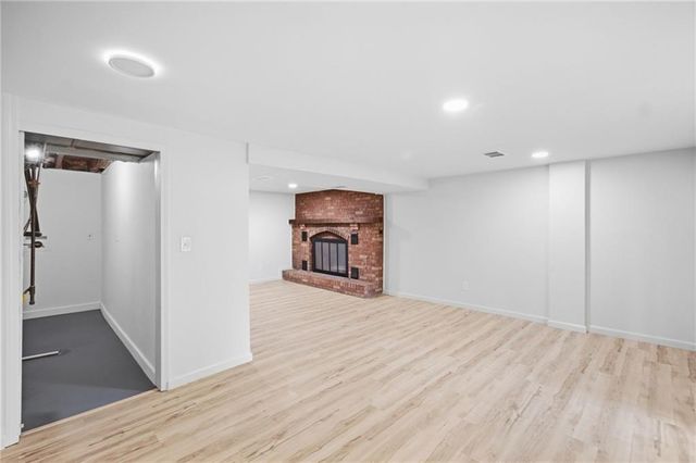 713 SW Williams Street, Lee's Summit, MO 64081