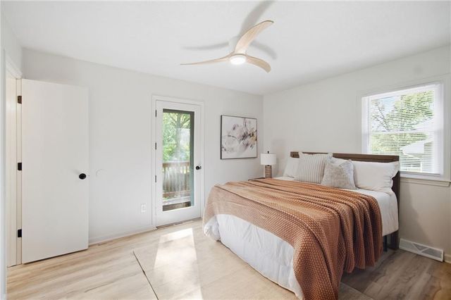 713 SW Williams Street, Lee's Summit, MO 64081