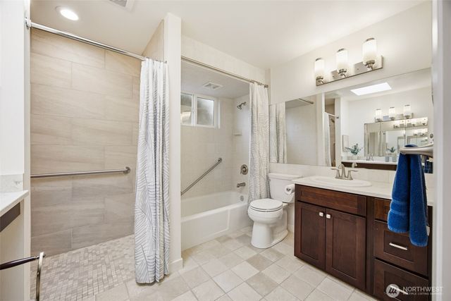 204 SW 298th Place, Federal Way, WA 98023