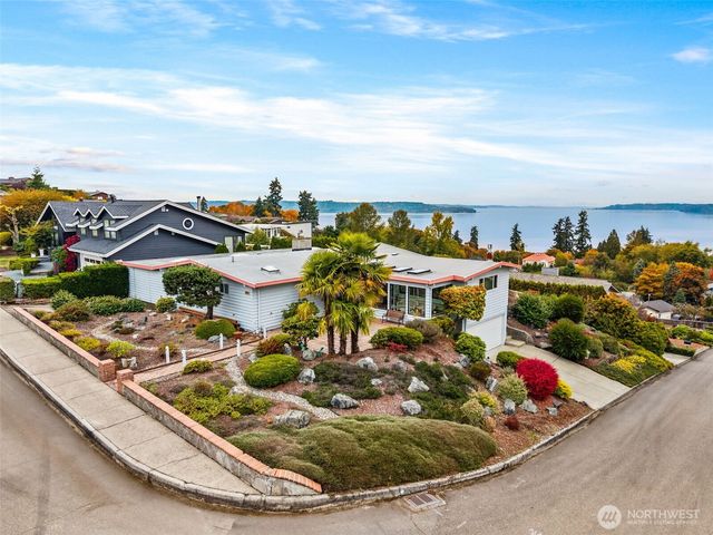 204 SW 298th Place, Federal Way, WA 98023