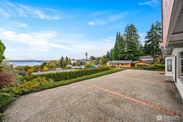 204 SW 298th Place, Federal Way, WA 98023