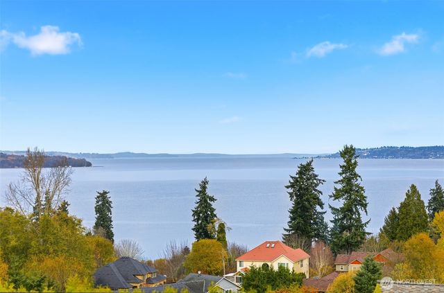 204 SW 298th Place, Federal Way, WA 98023