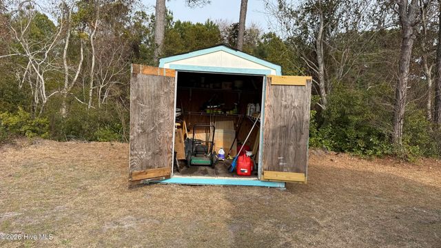 1602 Pelican Place SW, Shallotte, NC 28470