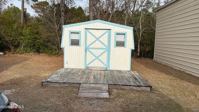 1602 Pelican Place SW, Shallotte, NC 28470