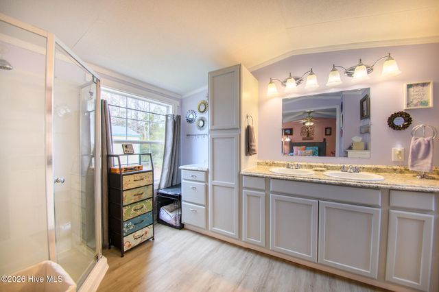 1602 Pelican Place SW, Shallotte, NC 28470