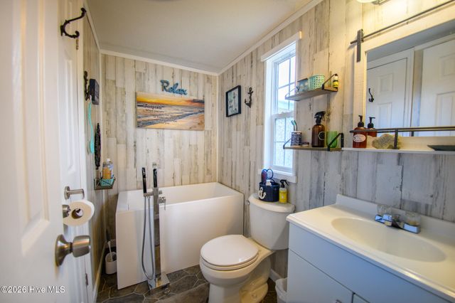 1602 Pelican Place SW, Shallotte, NC 28470