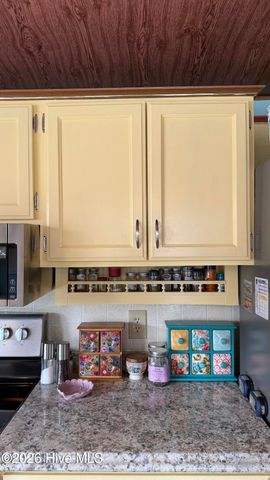 1602 Pelican Place SW, Shallotte, NC 28470