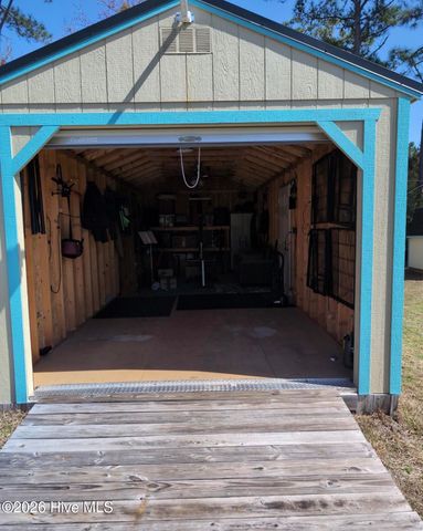 1602 Pelican Place SW, Shallotte, NC 28470