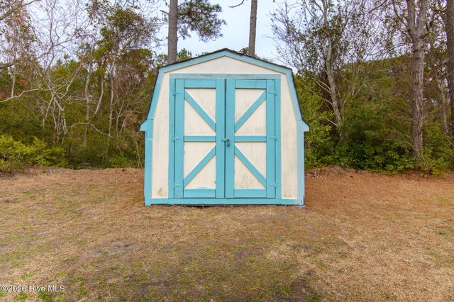 1602 Pelican Place SW, Shallotte, NC 28470