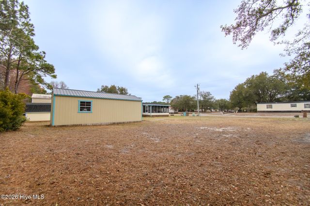 1602 Pelican Place SW, Shallotte, NC 28470