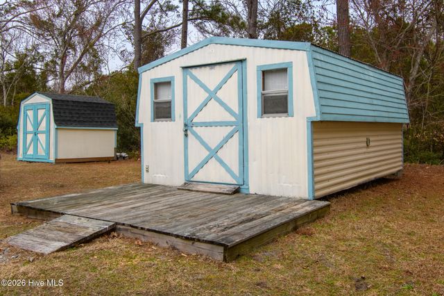 1602 Pelican Place SW, Shallotte, NC 28470