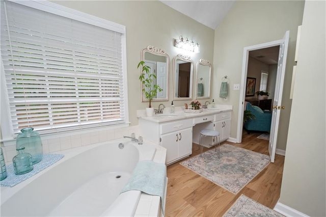 405 Ridgemont Drive, Fayetteville, GA 30215