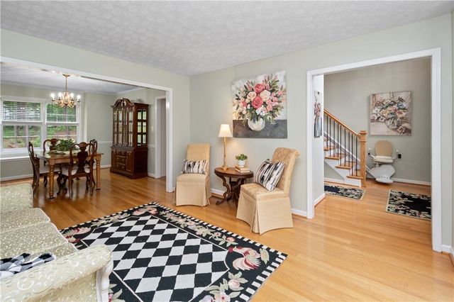 405 Ridgemont Drive, Fayetteville, GA 30215