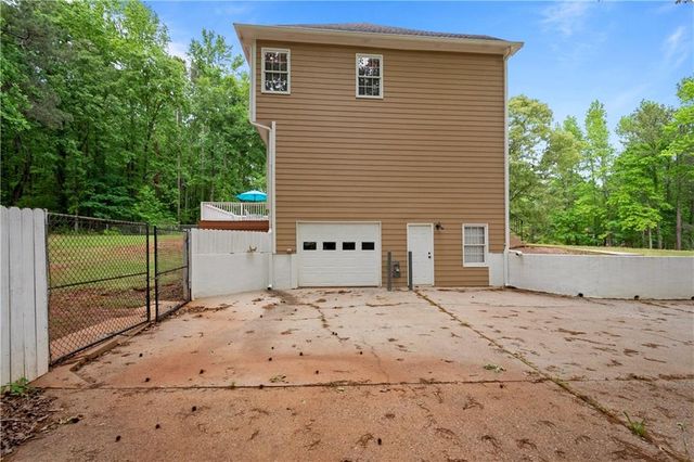 405 Ridgemont Drive, Fayetteville, GA 30215