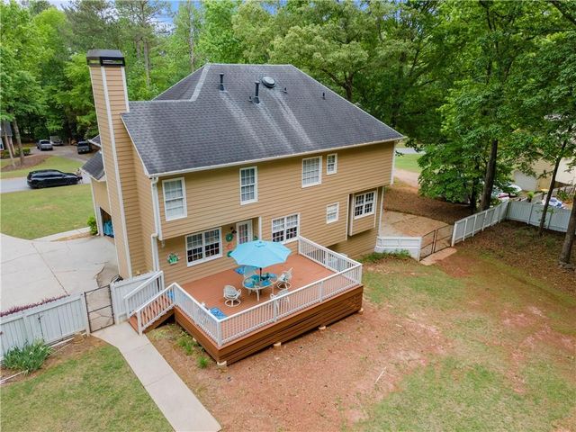 405 Ridgemont Drive, Fayetteville, GA 30215