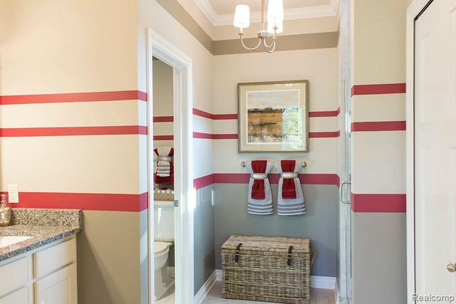 51550 Burgeon Drive, Macomb, MI 48042