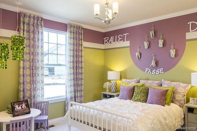 51550 Burgeon Drive, Macomb, MI 48042