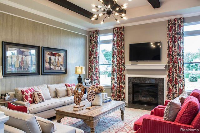 51550 Burgeon Drive, Macomb, MI 48042