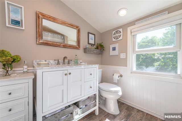 49 Meadow Lane, Bloomfield, NJ 07003