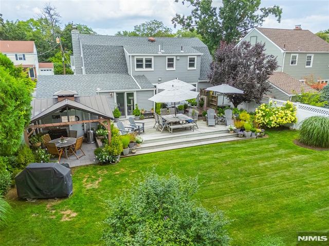 49 Meadow Lane, Bloomfield, NJ 07003