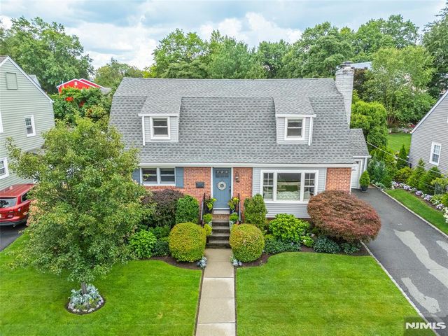 49 Meadow Lane, Bloomfield, NJ 07003