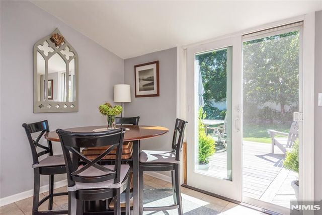 49 Meadow Lane, Bloomfield, NJ 07003