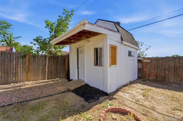 3137 Ursula Street, Aurora, CO 80011