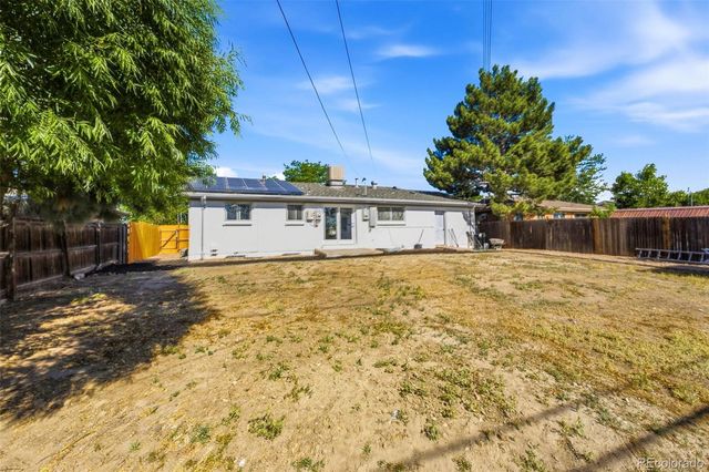 3137 Ursula Street, Aurora, CO 80011