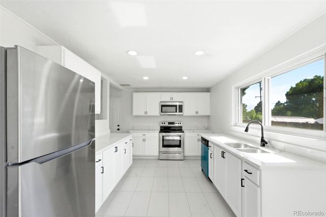 3137 Ursula Street, Aurora, CO 80011