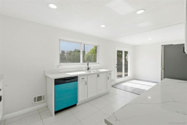 3137 Ursula Street, Aurora, CO 80011