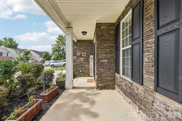 3351 Streamside Drive, Davidson, NC 28036