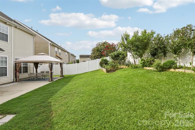 3351 Streamside Drive, Davidson, NC 28036