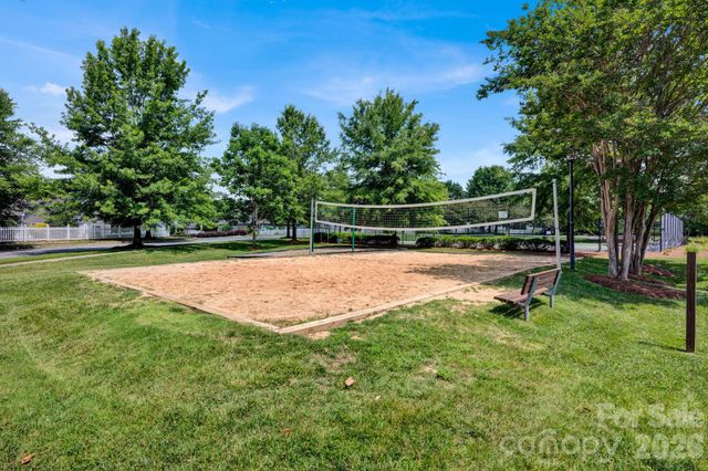 3351 Streamside Drive, Davidson, NC 28036